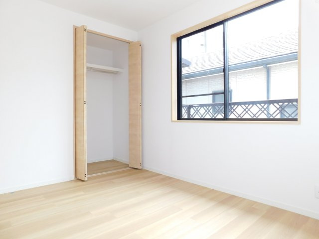 名古屋市南区呼続１丁目の中古一戸建の洋室|◇洋室◇　　南面で明るい洋室６.０帖　全居室収納完備♪　（２０２６年４月リフォーム済）　