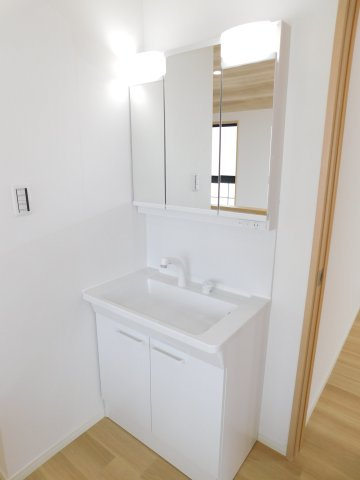 名古屋市南区呼続１丁目の中古一戸建の独立洗面台|◇２階洗面台◇　　２階にも洗面台完備！　（２０２６年４月リフォーム済）　