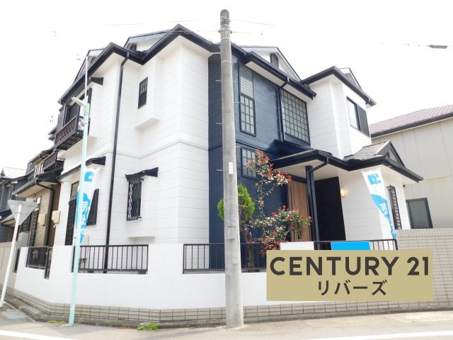名古屋市南区呼続１丁目の中古一戸建の外観|☆新規内外装フォーム済☆　　いつでもご案内出来ます♪（お問合せ当日、平日、水曜、夜間の見学でもＯＫ）　３沿線利用可！　開放的な角地！　ワイドリビング約２０．３帖♪　全居室６.０帖以上！
