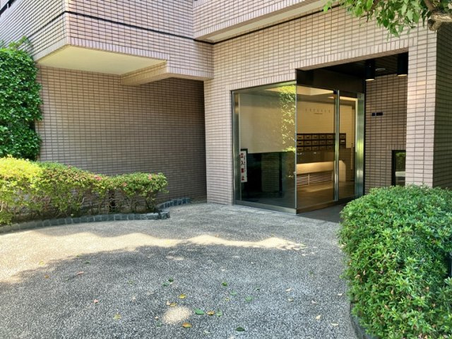 コスモ池上エクセラのエントランス