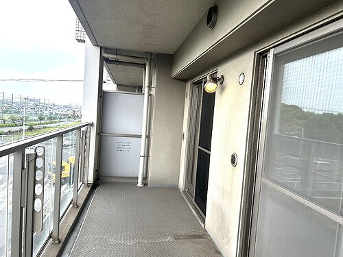ライオンズマンション幕張セントパークスのバルコニー|バルコニー　※前回募集時2024年5月撮影の写真