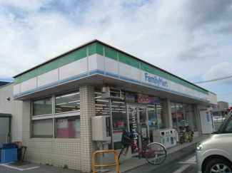 【周辺】 | グランドパレスＡＴ | ファミリーマートとよさと沢店まで1,066ｍ