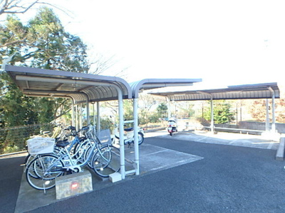 駐輪場・バイク置場(バイク置場は有料です。空き要確認）