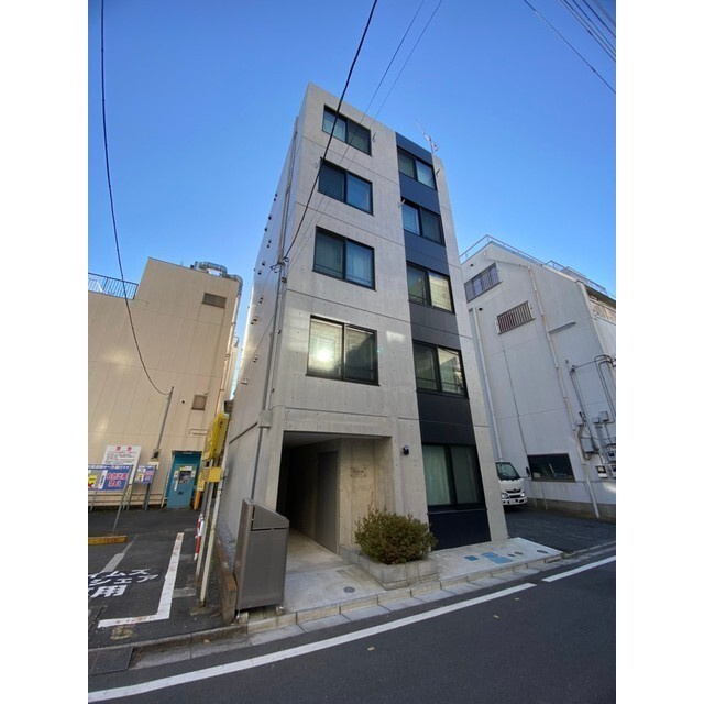 ラシクラス上野の外観