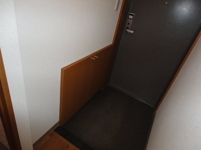 アイリスコートの玄関|玄関