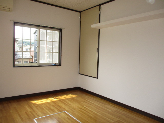 畠田3戸建の居間・リビング