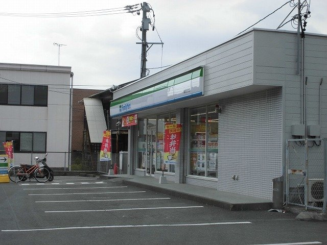 プリムローズ　ガーデンⅠの周辺|ファミリーマート静岡昭府町店まで750m