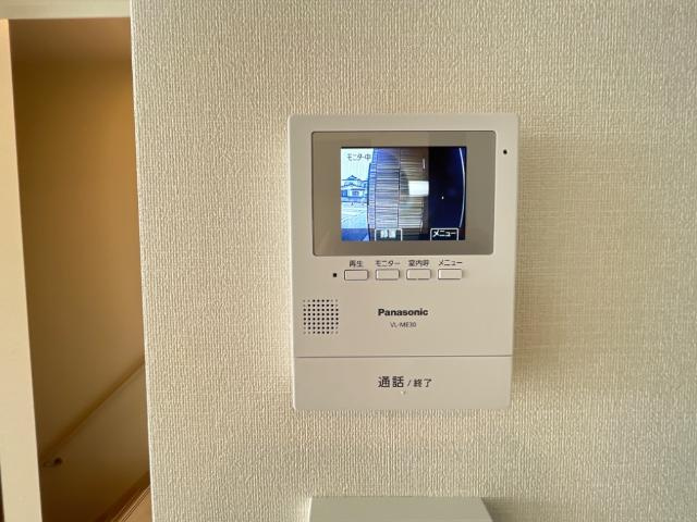 エバービューティクルの内装|カメラ付インターホン