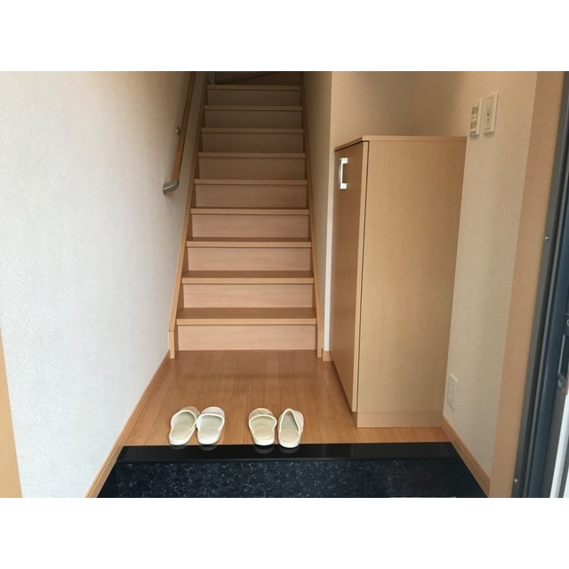 ソレイユ　ルヴァンの玄関