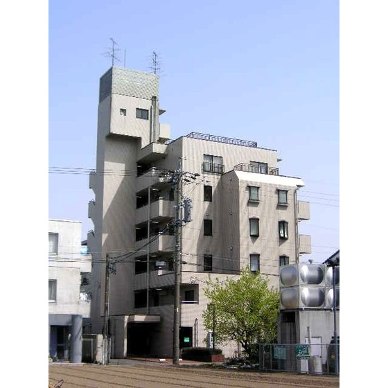 岐阜市光樹町のアパート