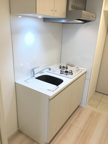 マーロ千住クレストタップのキッチン|コンパクトなキッチンで掃除もラクラク