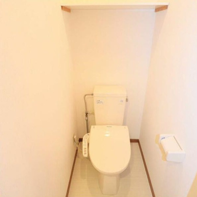 【トイレ】 | サンライト ヒルズ | ウォシュレット付きが嬉しいトイレです。