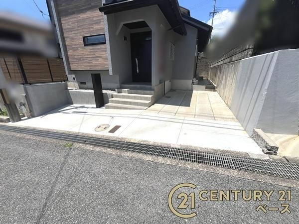 北葛城郡王寺町明神４丁目　一戸建の駐車場|■現地撮影写真■