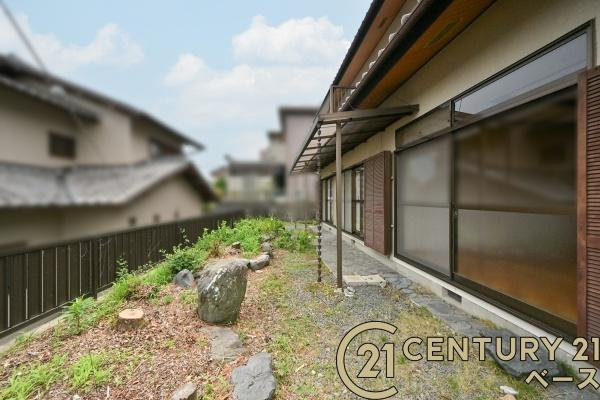 生駒郡平群町若葉台１丁目　一戸建の庭|■現地撮影写真■