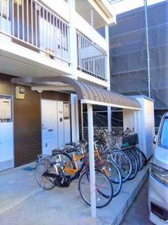 【その他】 | レオパレス１００ | 屋根付き駐輪場
