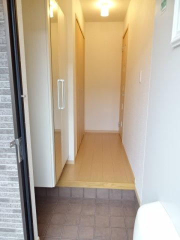 グレイス　リリー　Ｂの玄関
