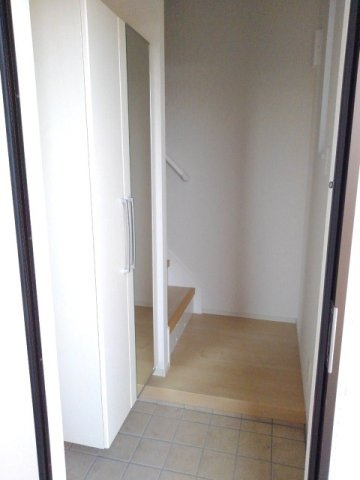 ＰＬＡＩＮ　萩原の玄関