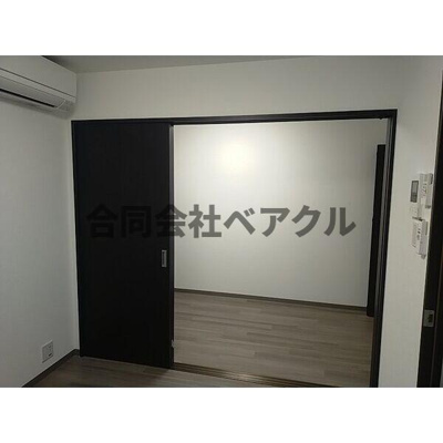 【洋室】 | ベレーザ西陣I | コンパクトで使いやすい洋室です