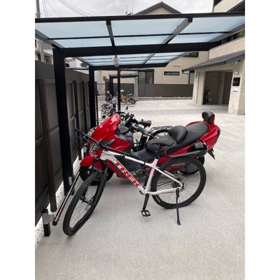 【駐車場】 | ベレーザ西陣I | 駐車場に車を止められます