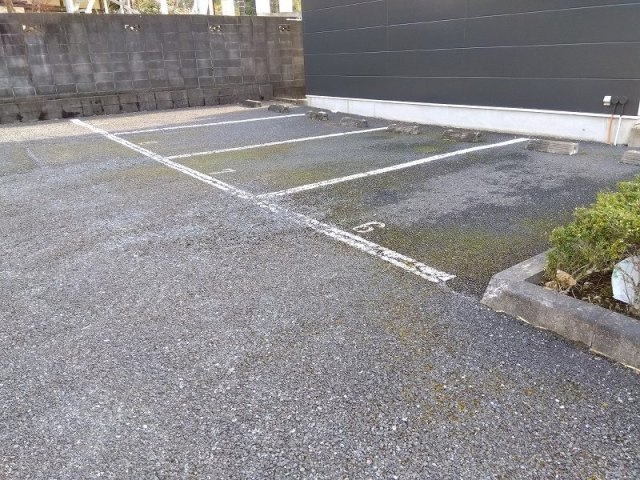 レオパレス東和田のその他|駐車場