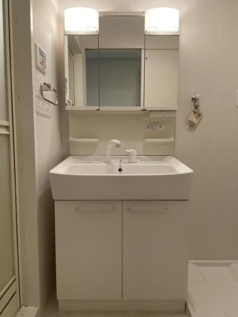 ランエージ新御徒町の洗面所