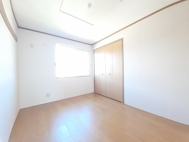 クレストール２１Ｂの内装|内装は落ち着いています