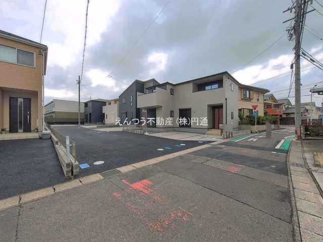 リーブルガーデン坂下町二丁目第2の前面道路含む現地写真