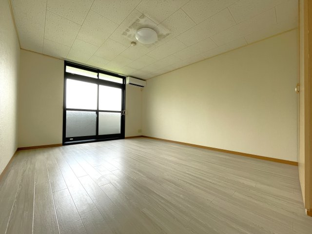 アークAの洋室