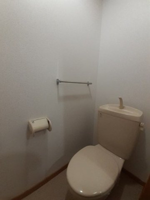 【トイレ】 | リフティー井上Ａ | コンパクトで使いやすいトイレです
