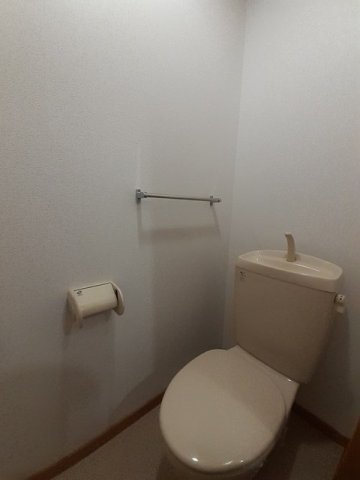 【トイレ】 | リフティー井上Ａ | コンパクトで使いやすいトイレです