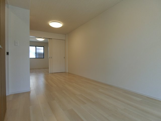 ミモザハウス　３号館の居間・リビング