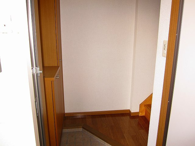 カーサ・アリスの玄関|毎日通る玄関はこちらです