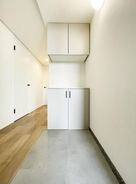 オーパスホームズ白山の玄関|※写真は同タイプの別室になります