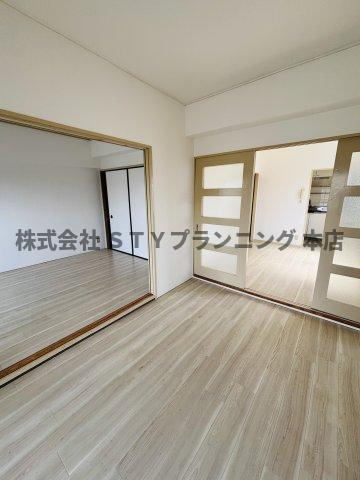 仲介手数料0円！サンメゾン平針の洋室