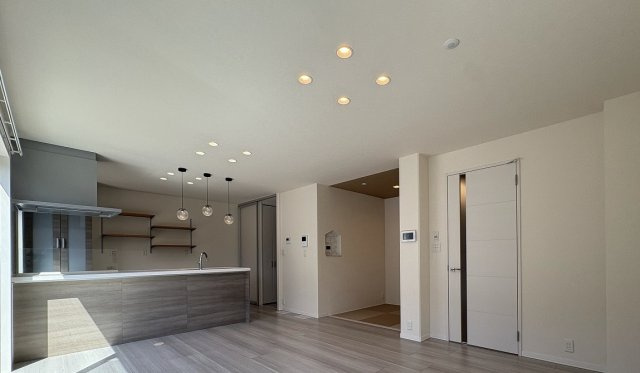 八代市千丁町新牟田戸建ての居間・リビング