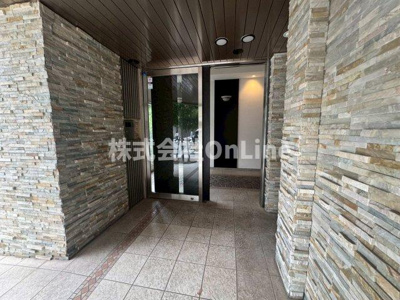 【エントランス】 | アリス・マナーガーデン谷町