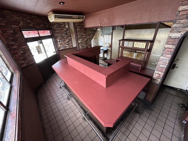 瑞穂通店舗の内装