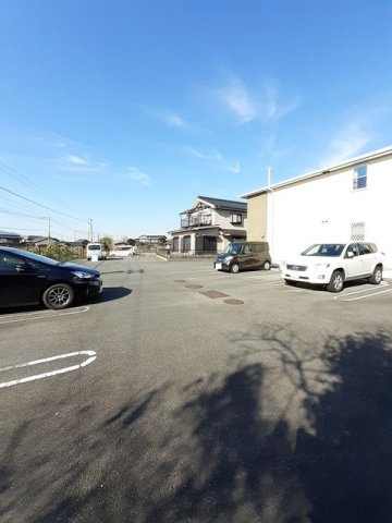 スターグレイスの駐車場