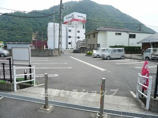 ブリッサＫの駐車場