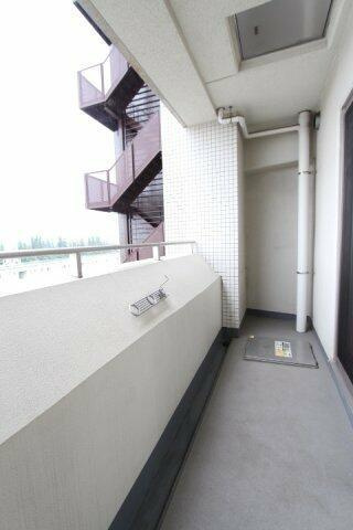 プラウドフラット三軒茶屋のバルコニー
