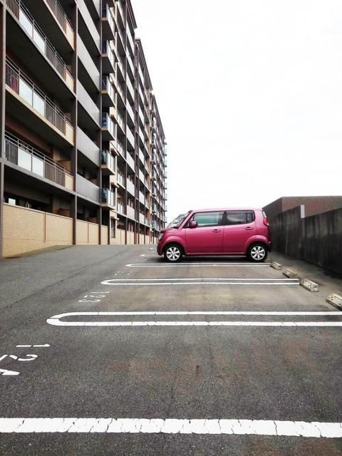 スカイシャトレ空港南の駐車場