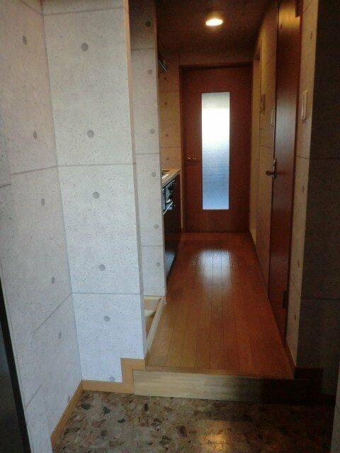 フェニックス三軒茶屋の玄関