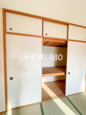 メゾンドーム三軒家の収納