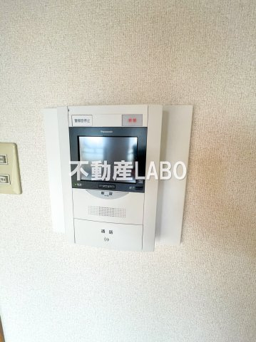 メゾンドーム三軒家のセキュリティ