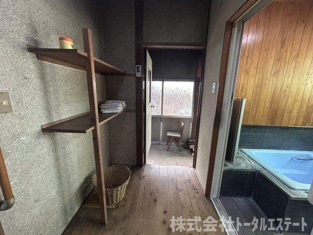 下関市豊浦町大字宇賀5608番地の脱衣所