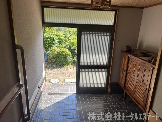 下関市豊浦町大字宇賀5608番地の玄関