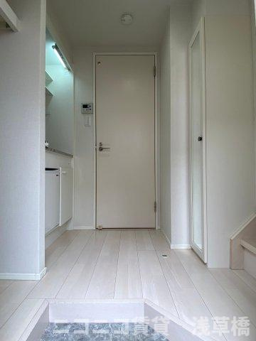 Casa Viola 志村の玄関
