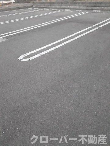 フェリーチェ丸亀の駐車場