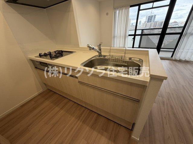 アンビエント枚方公園のキッチン|カウンターキッチン
■物件内覧・資金計画相談・住宅ローン相談、リフォーム相談、お問合せ受付中■
※当日・翌日のご内覧、ご相談はお電話でのお問合せがスムーズです！