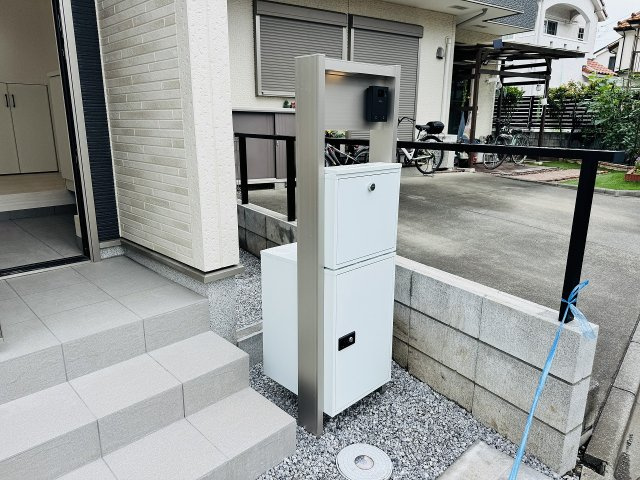 八王子市　犬目町　新築一戸建て　２５ー１期の設備|～不在時の荷物受け取りに大変便利な宅配BOX～